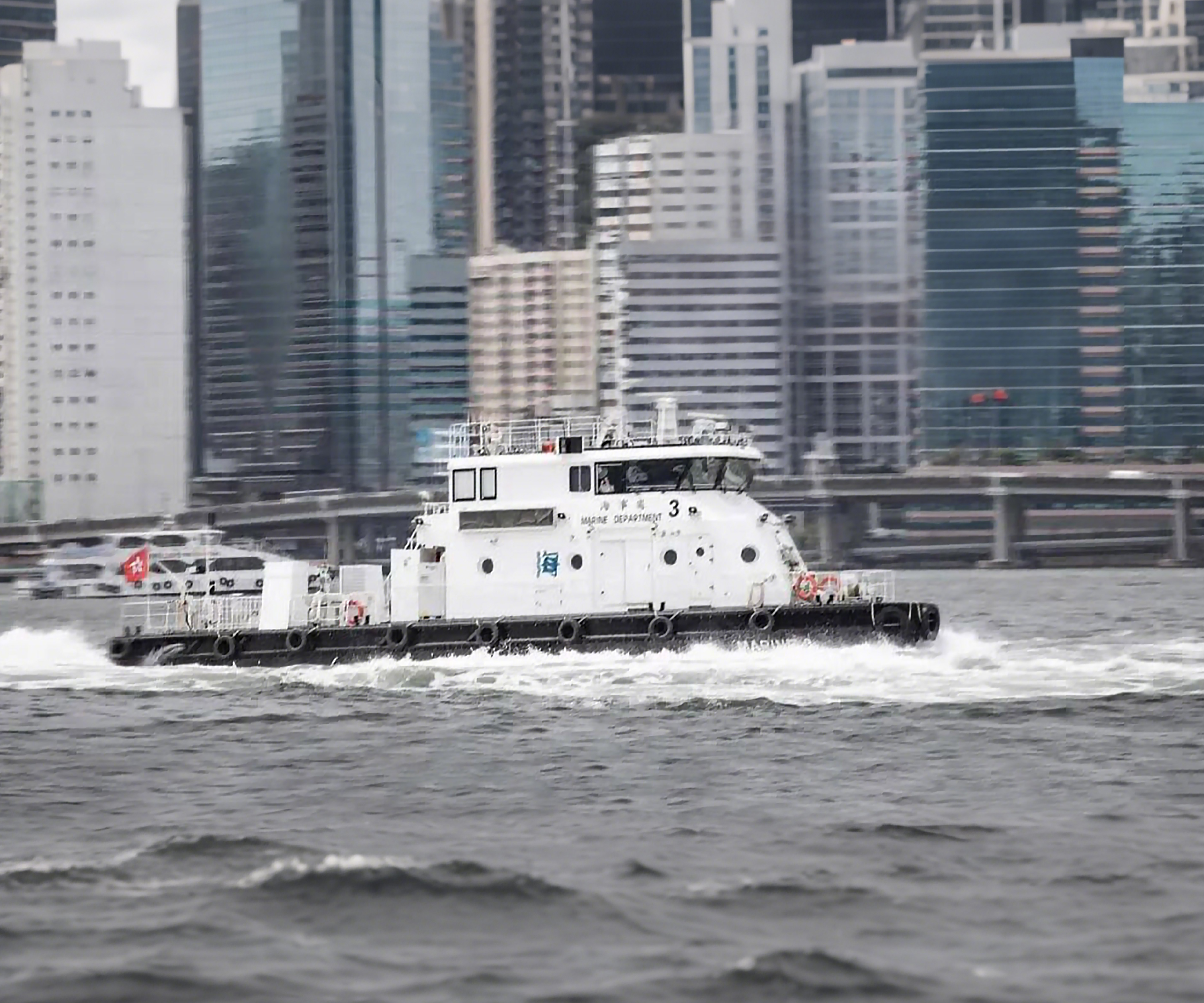 科技护航安全丨88858cc永利科技混动巡逻艇亮相香港反恐演习